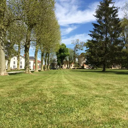 Demeure Des Pothieres Bed and breakfast Villeneuve-la-Lionne
