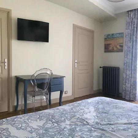 Demeure Des Pothieres Bed and breakfast